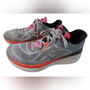 NEW BALANCE FRESH FOAM MORE LIGHT CYCLONE/GUAVA/REFLECTION, WOMEN'S 8.5​